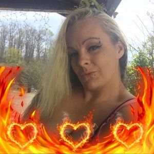 Meet your Posher, Shelly